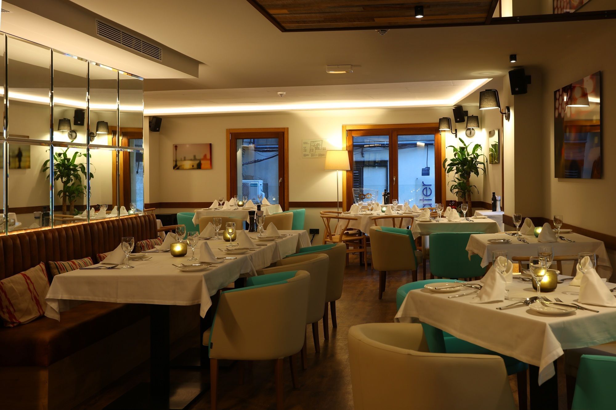 Bo Hotel Palma Exterior photo Interior of a restaurant in Barcelona